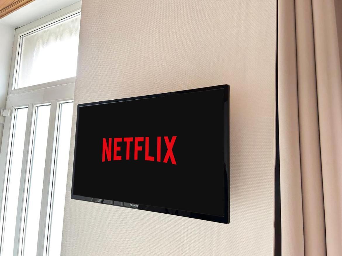 Ferienwohnung L'Eden Carolo - Netflix, Wi-Fi, 10Min Aeroport, Parking Gratuit Dampremy Exterior foto